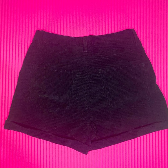 Forever 21 / shorts / good as new - Picture 2 of 2
